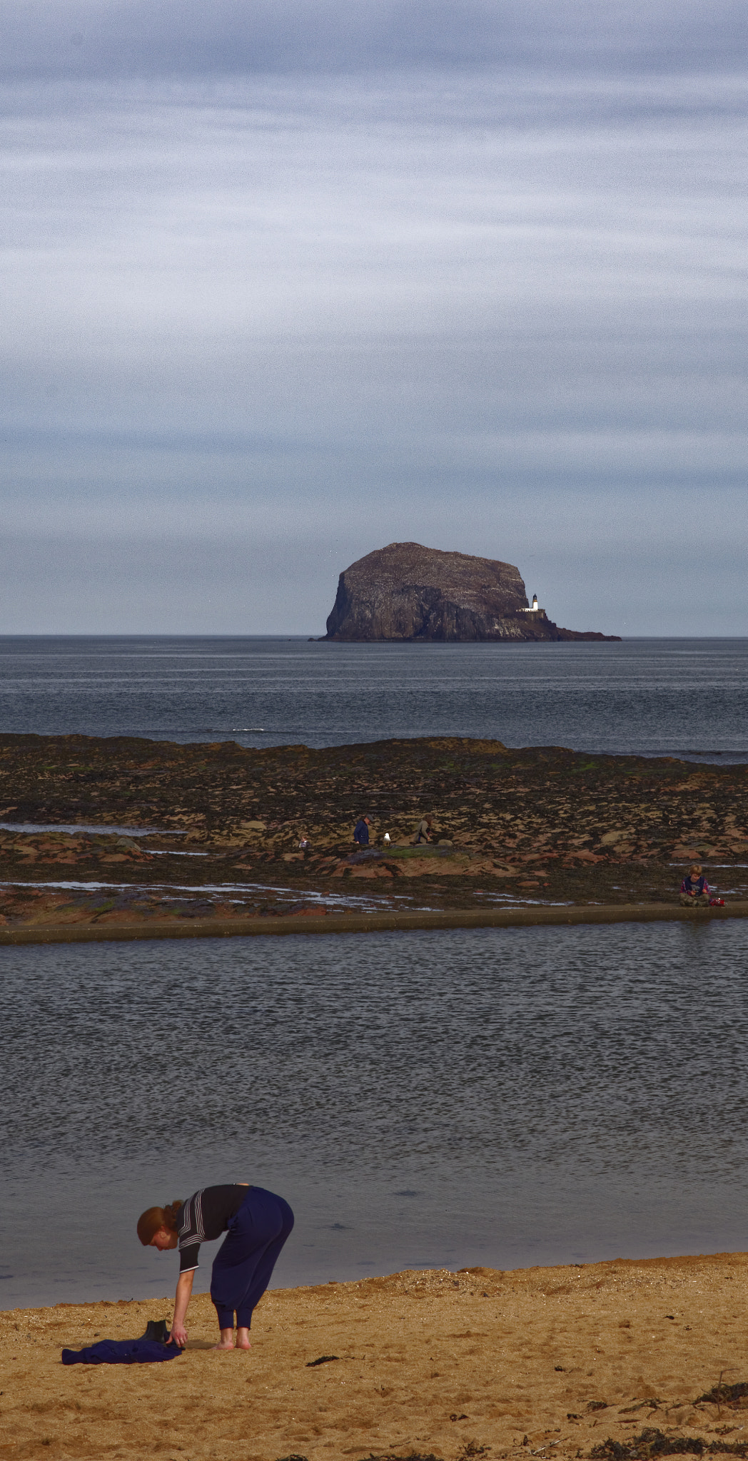 Pentax smc FA 77mm 1.8 Limited sample photo. Return to n. berwick... (with a camera) photography