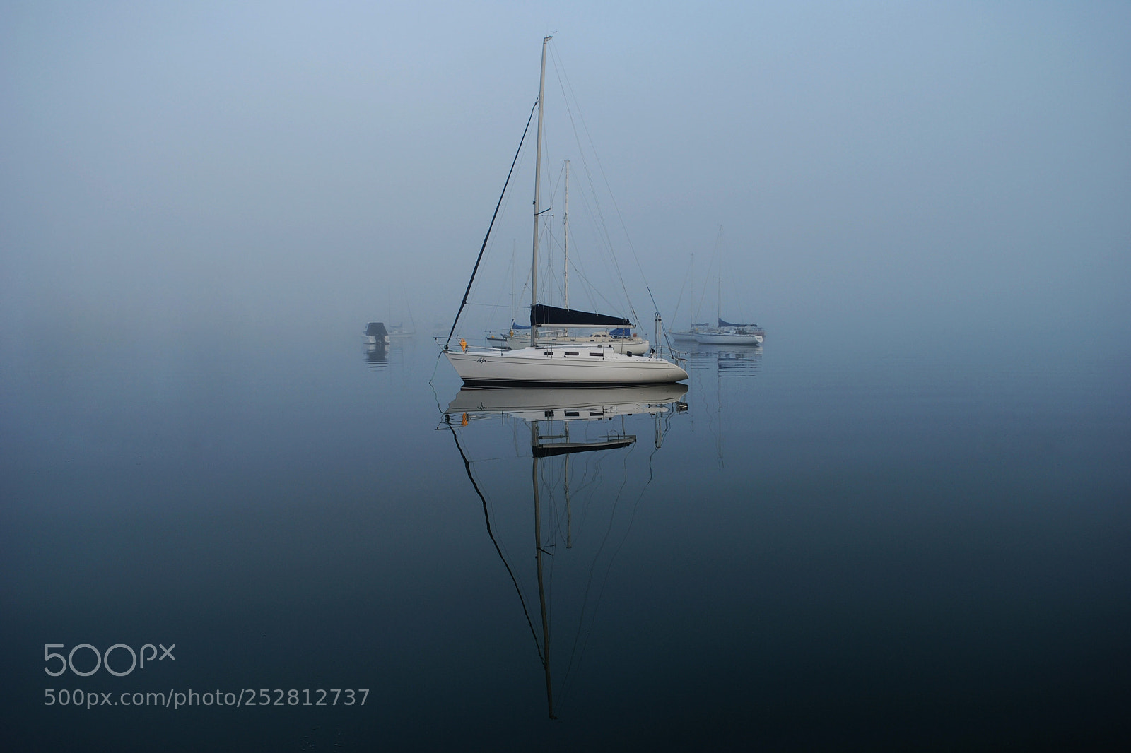 Nikon D80 sample photo. Classic calm photography