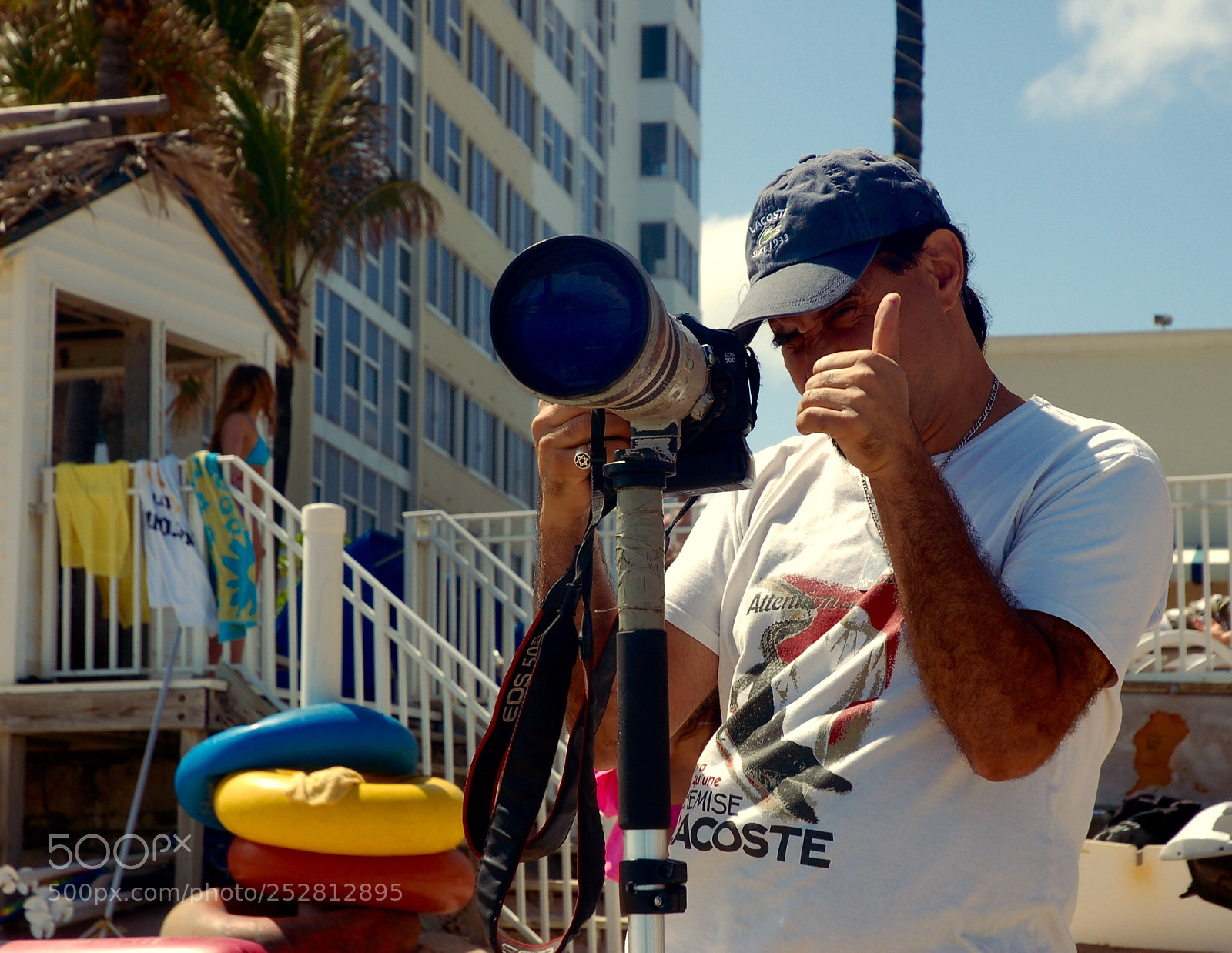 Nikon D50 sample photo. Telephoto guy photography