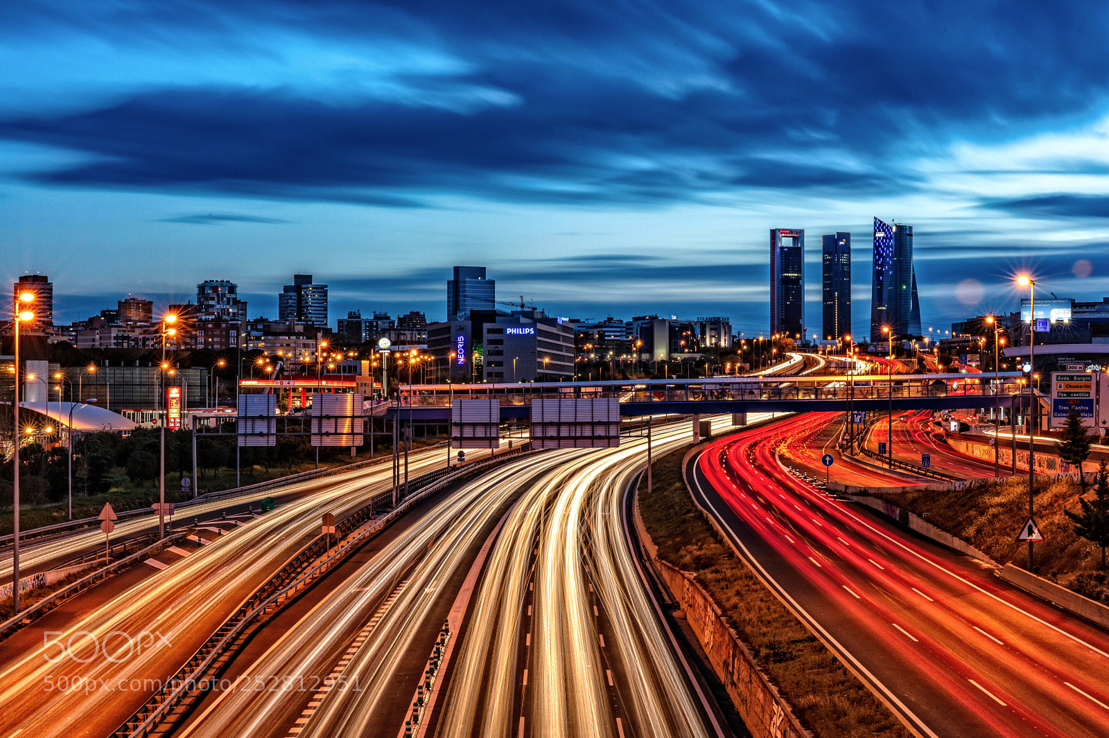 Canon EOS 5DS sample photo. Nightscape madrid photography