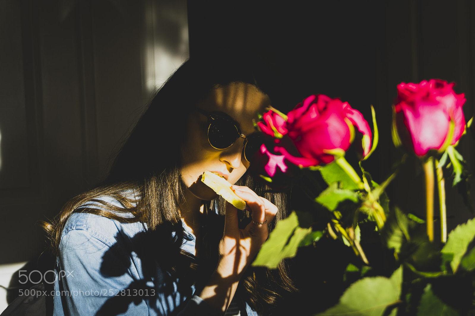 Sony a6000 sample photo. Sun and flowers photography