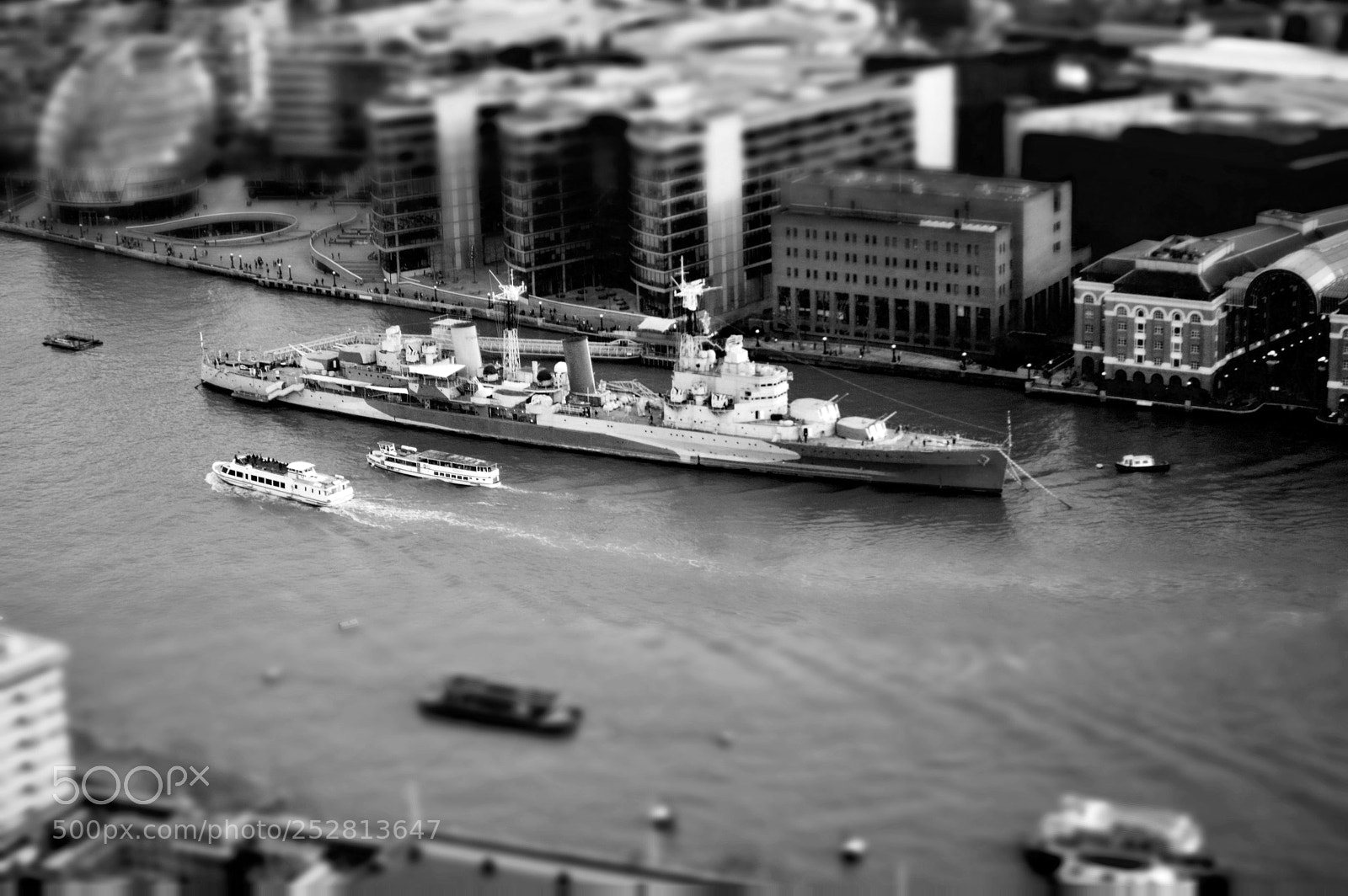 Nikon D3200 sample photo. Hms belfast photography