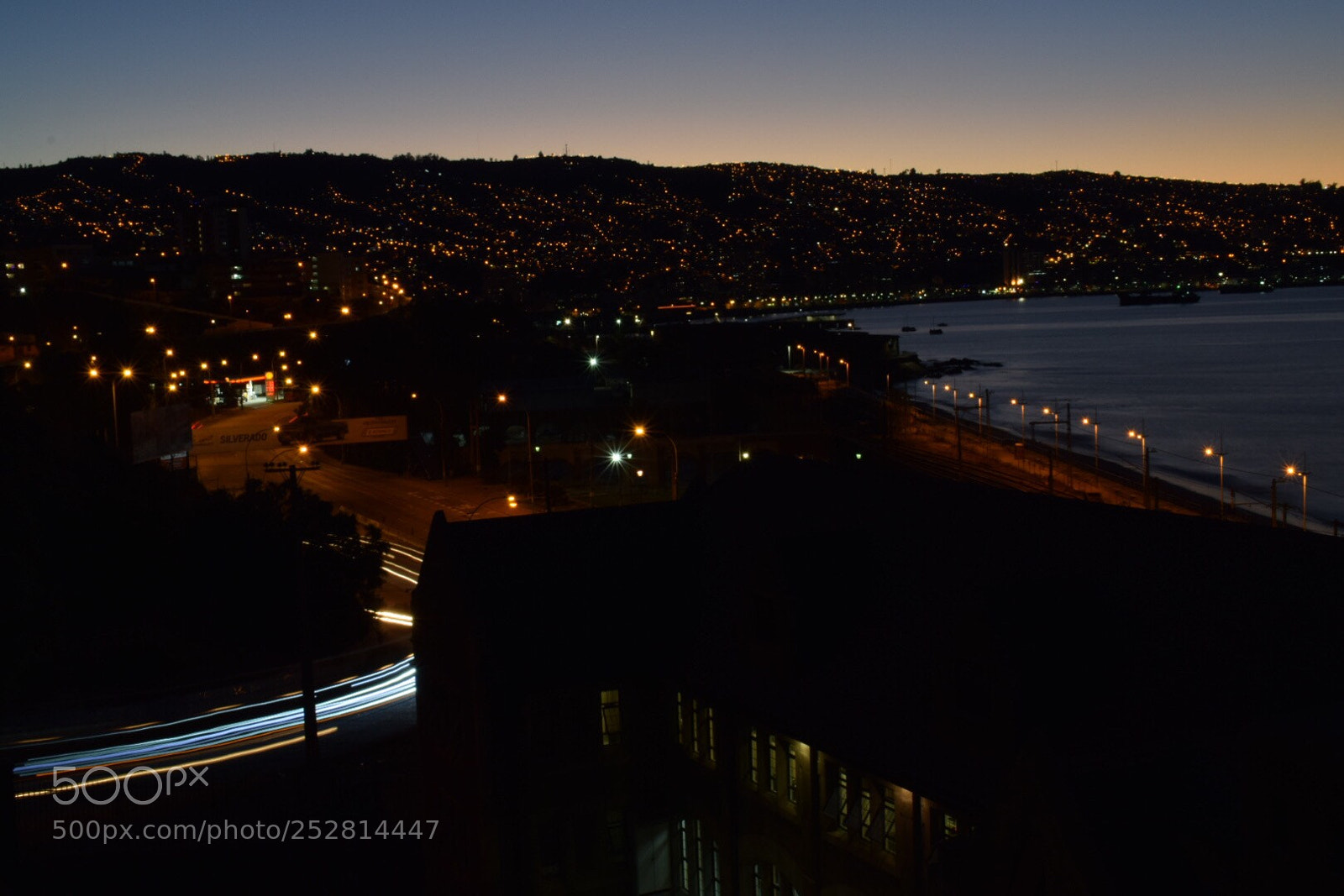 Nikon D5300 sample photo. Night’s valparaíso photography