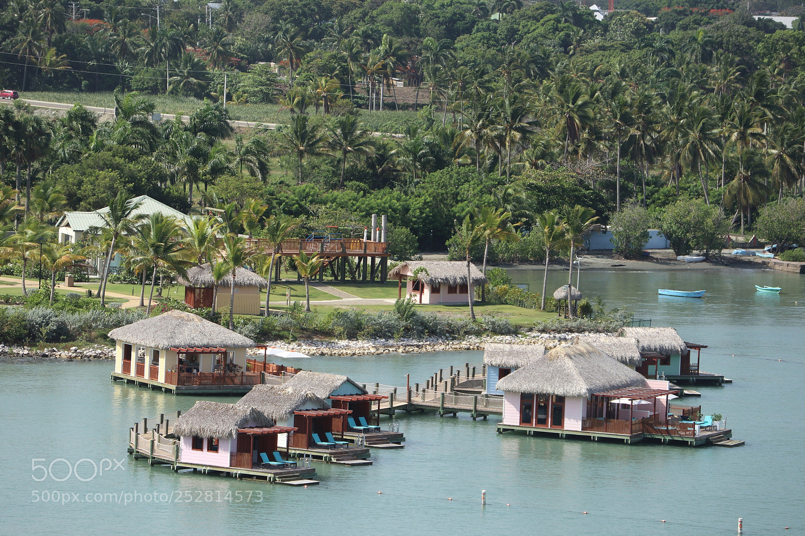 Canon EOS M6 sample photo. Huts in dr photography
