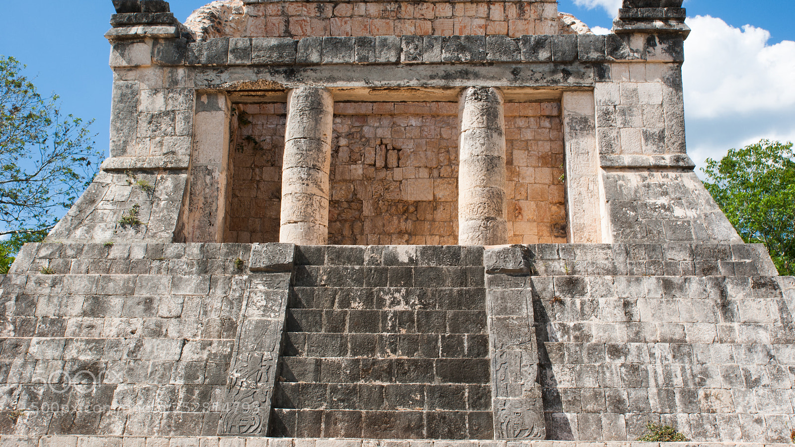 Sony Alpha DSLR-A230 sample photo. Chichen itza photography