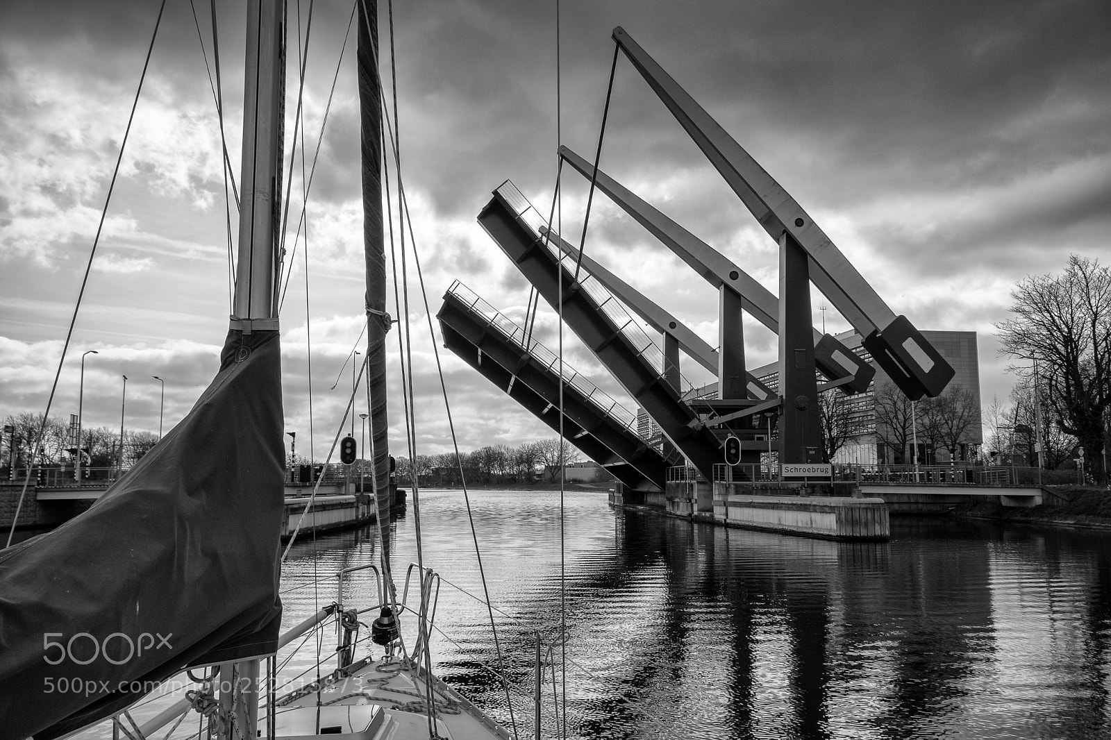Canon EOS 750D (EOS Rebel T6i / EOS Kiss X8i) sample photo. Bascule bridge photography