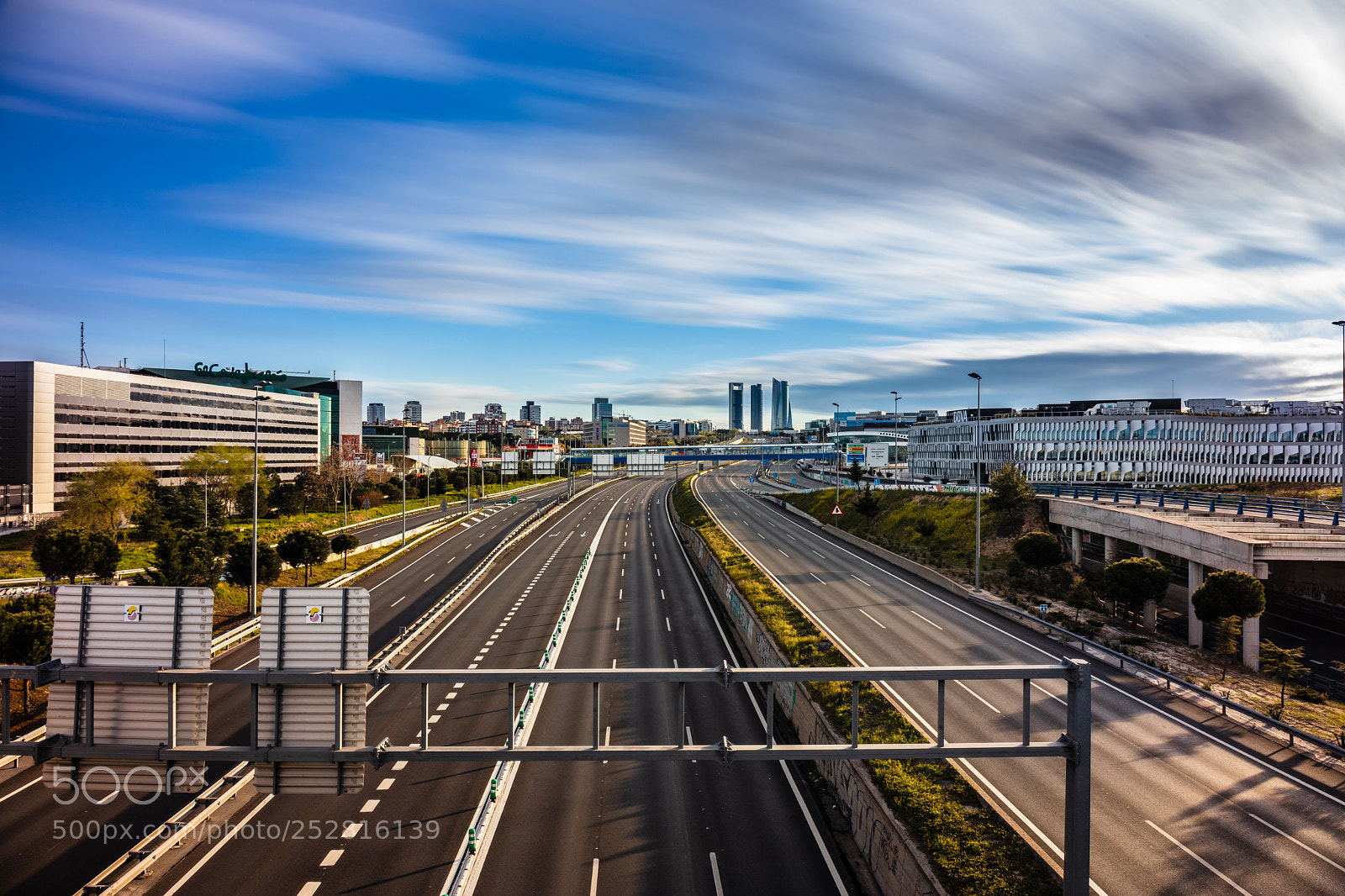 Canon EOS 5DS sample photo. Sunset in madrid photography