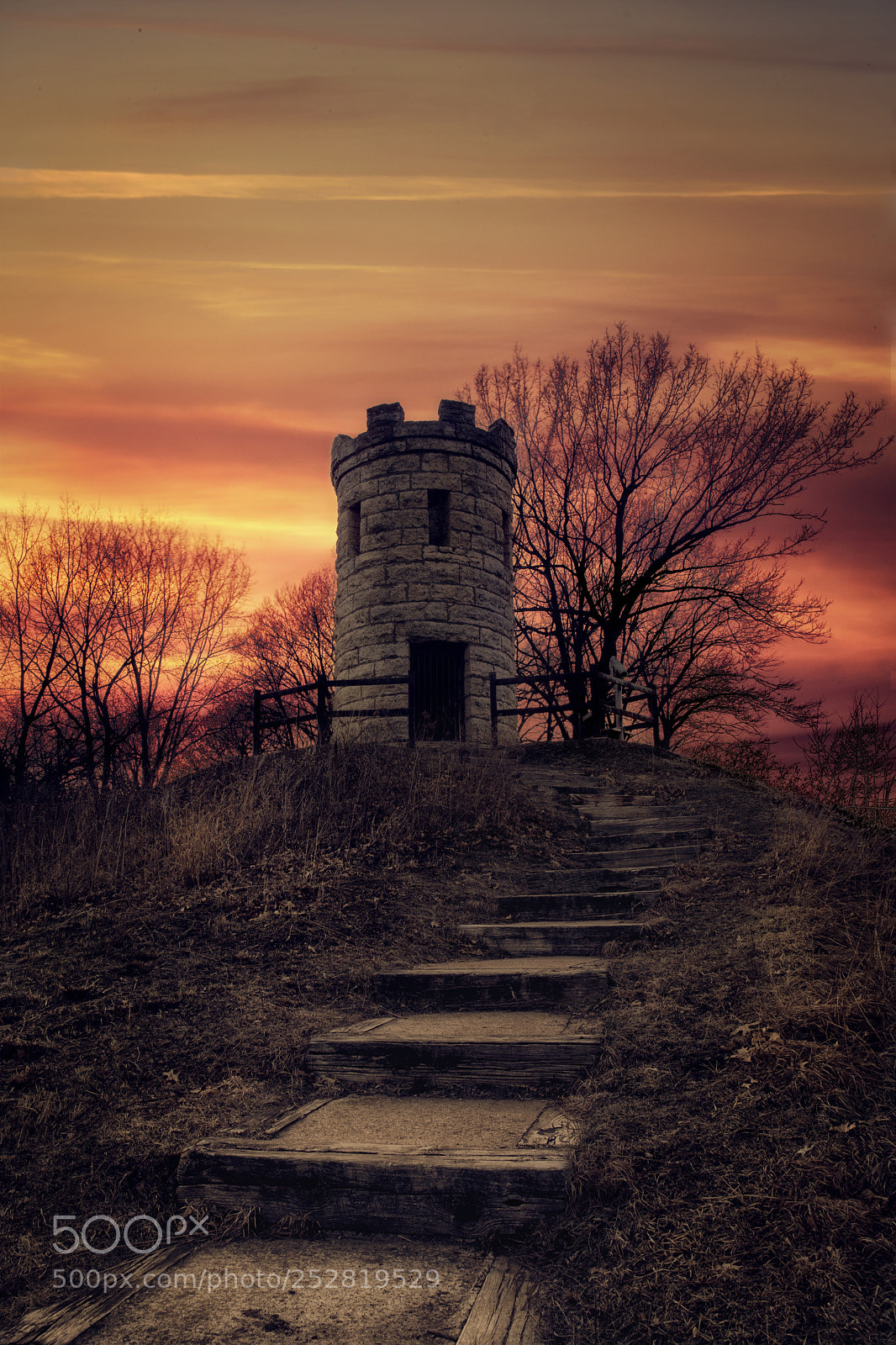Canon EOS 5D Mark IV sample photo. Julien dubuque monument photography