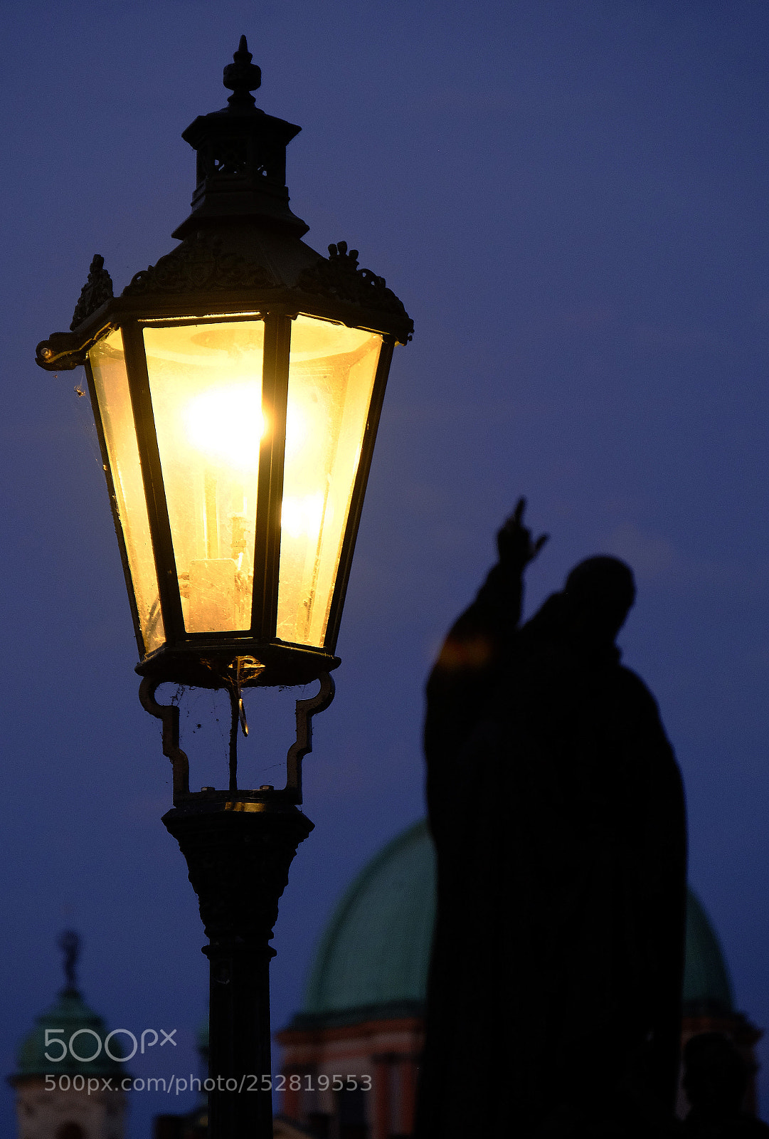 Fujifilm X-T1 sample photo. Night light photography
