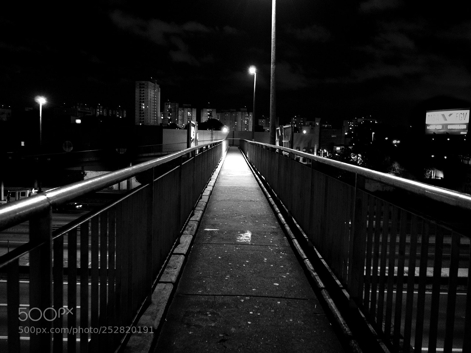 Olympus OM-D E-M5 sample photo. Pedestrian walkway photography