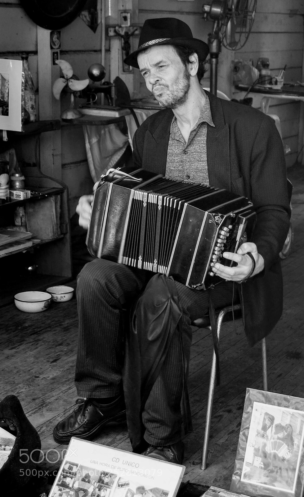 Nikon D40 sample photo. Bandoneon en caminito photography