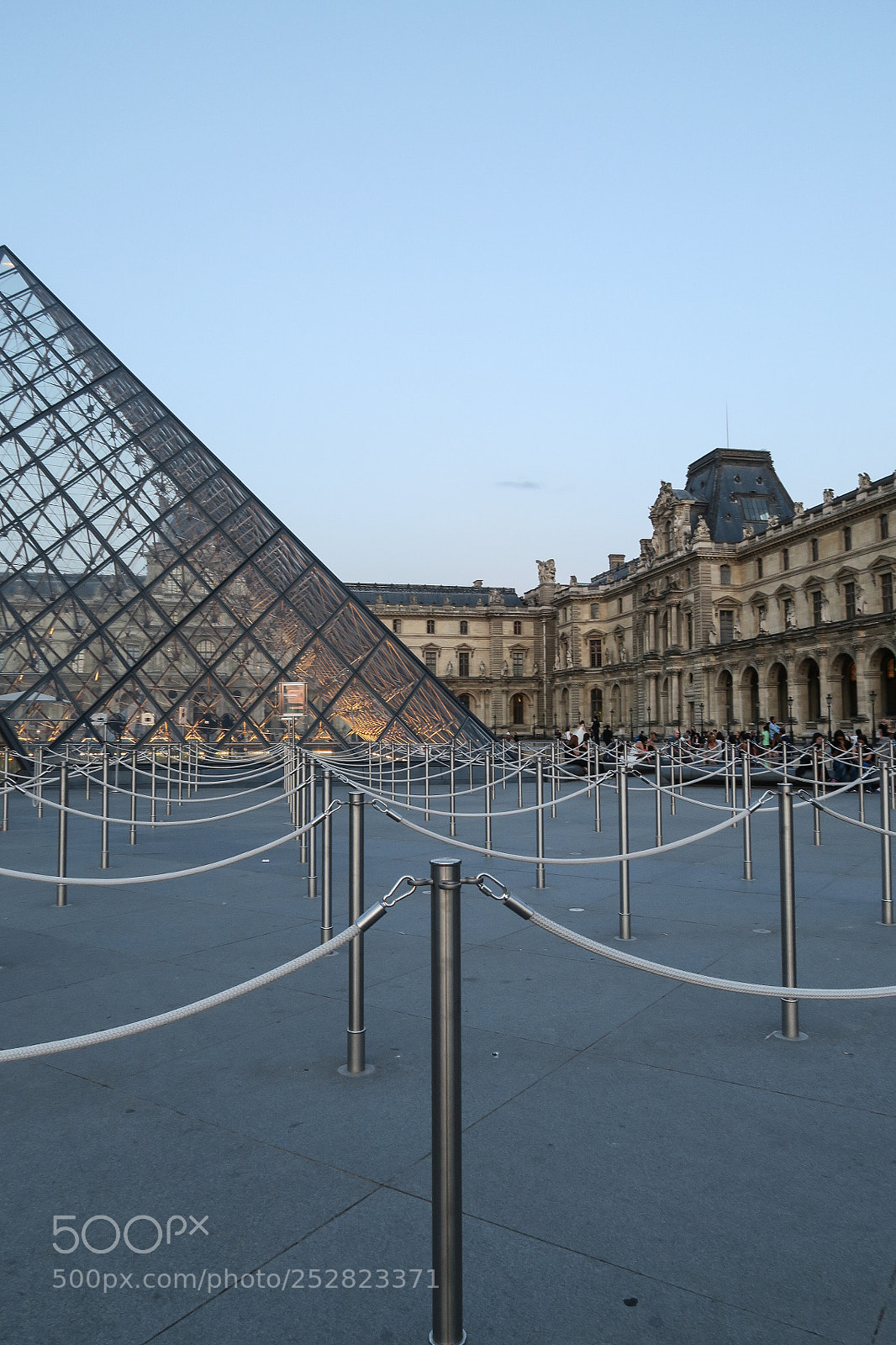 Canon PowerShot G7 X sample photo. The louvre photography