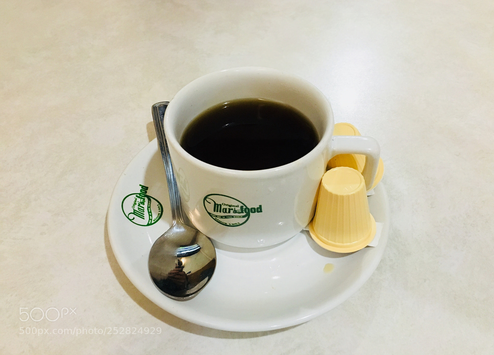 Apple iPhone 6s sample photo. Cafe photography
