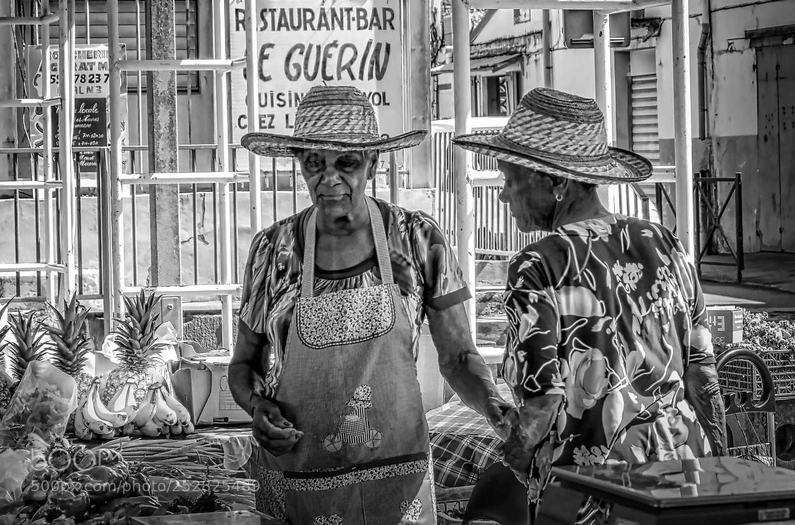 Nikon D5100 sample photo. At the open market  photography