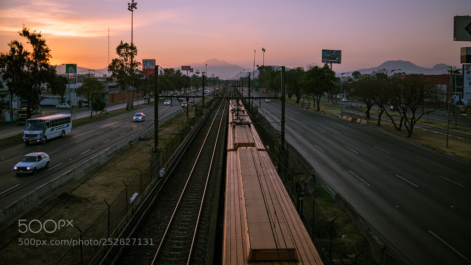 Nikon D5300 sample photo. Primer tren del d photography