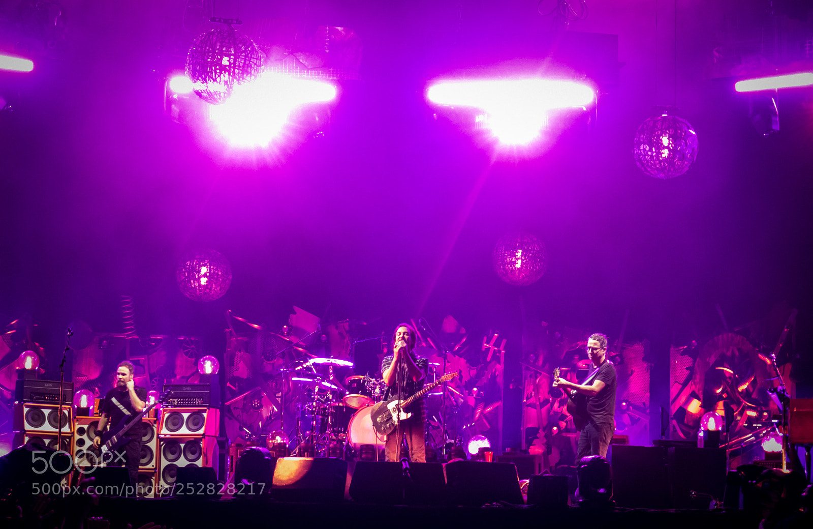 Canon PowerShot G16 sample photo. Pearl jam maracana 2018 photography