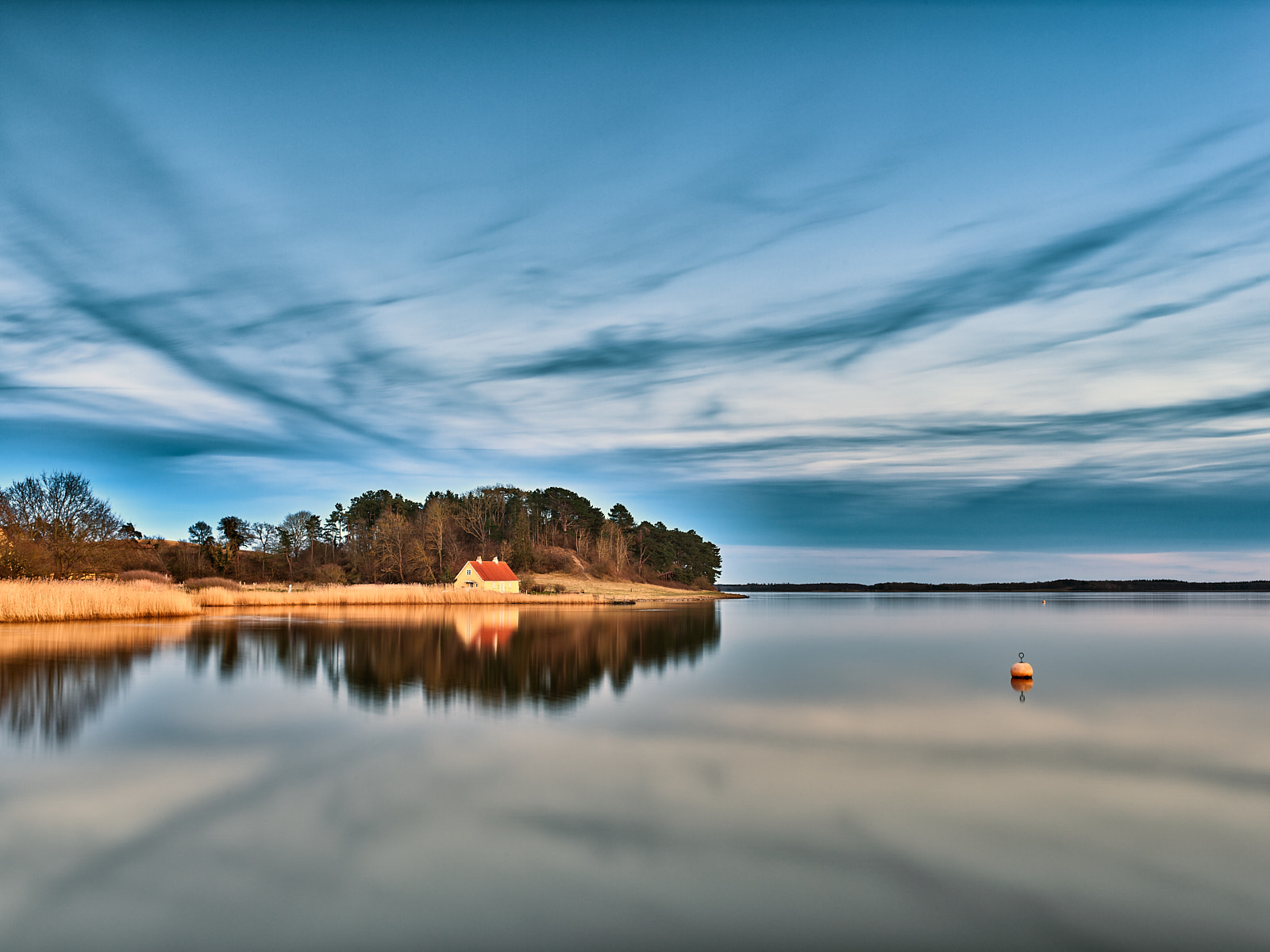 Phase One IQ3 100MP Trichr sample photo. House at the shoreline photography