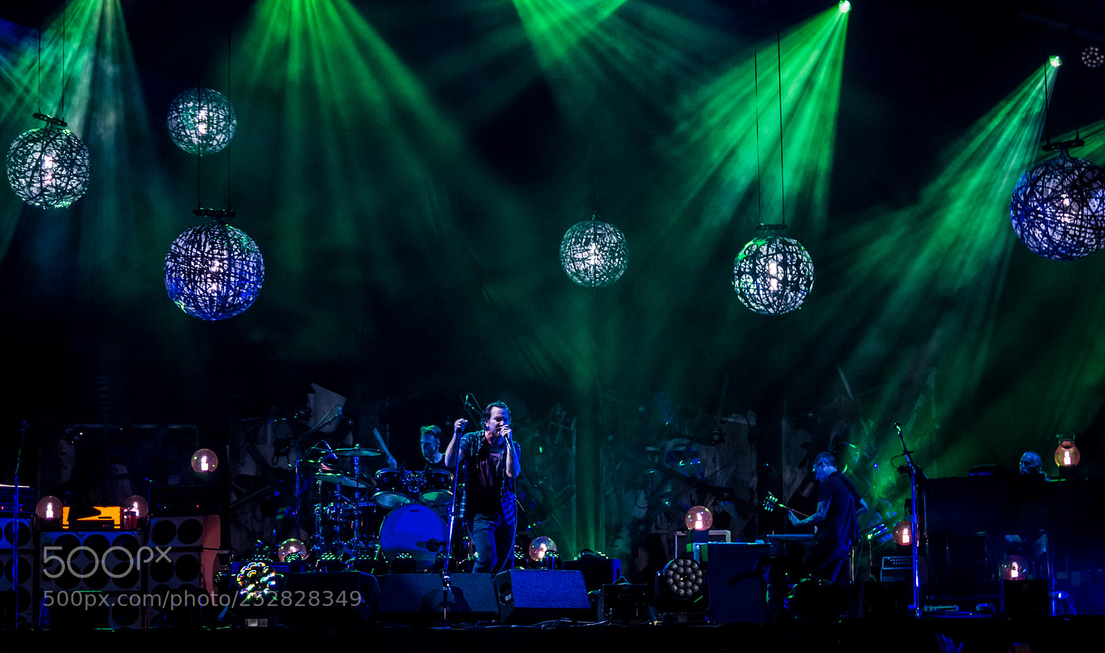 Canon PowerShot G16 sample photo. Pearl jam maracana 2018 photography