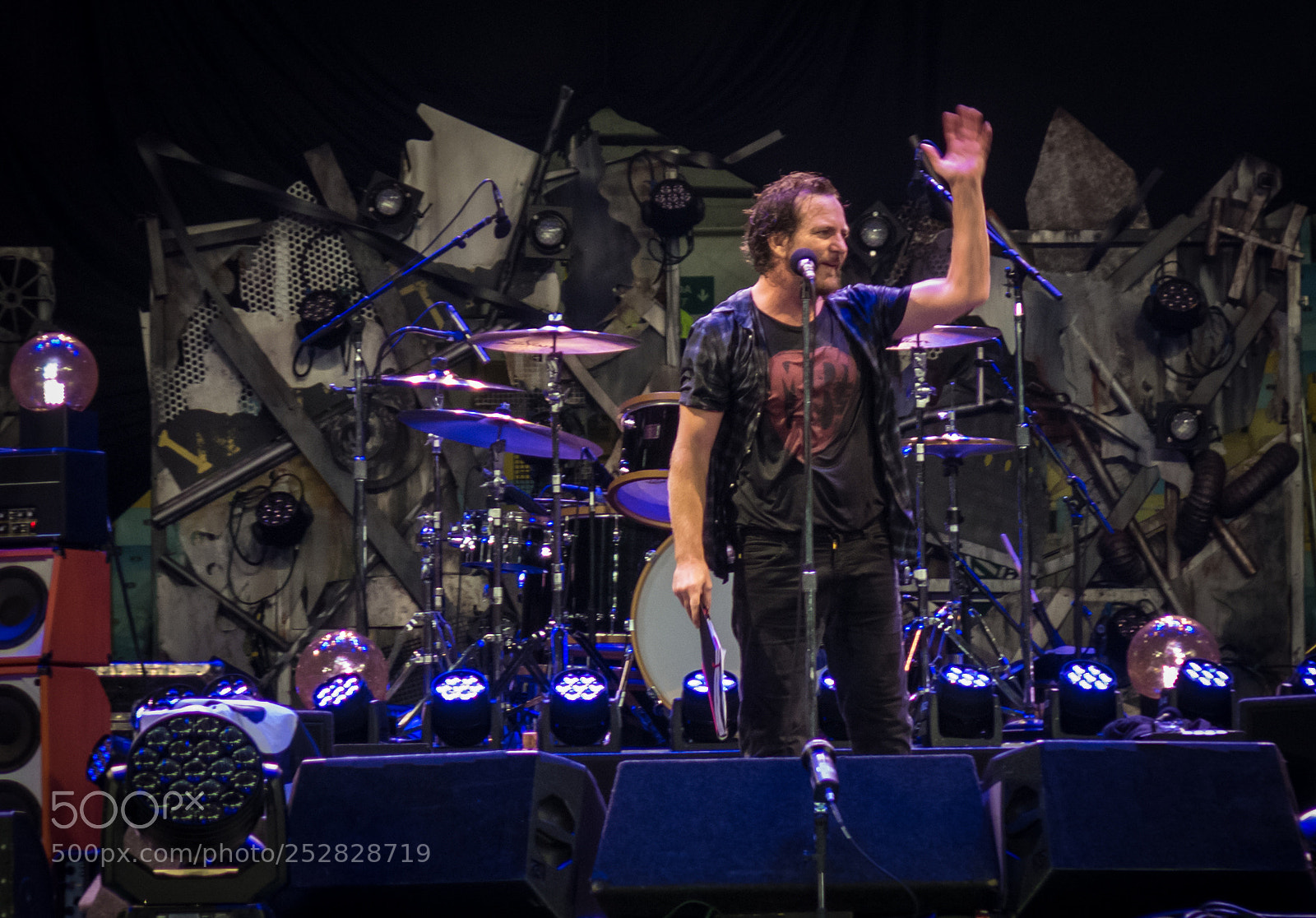 Canon PowerShot G16 sample photo. Pearl jam maracana 2018 photography