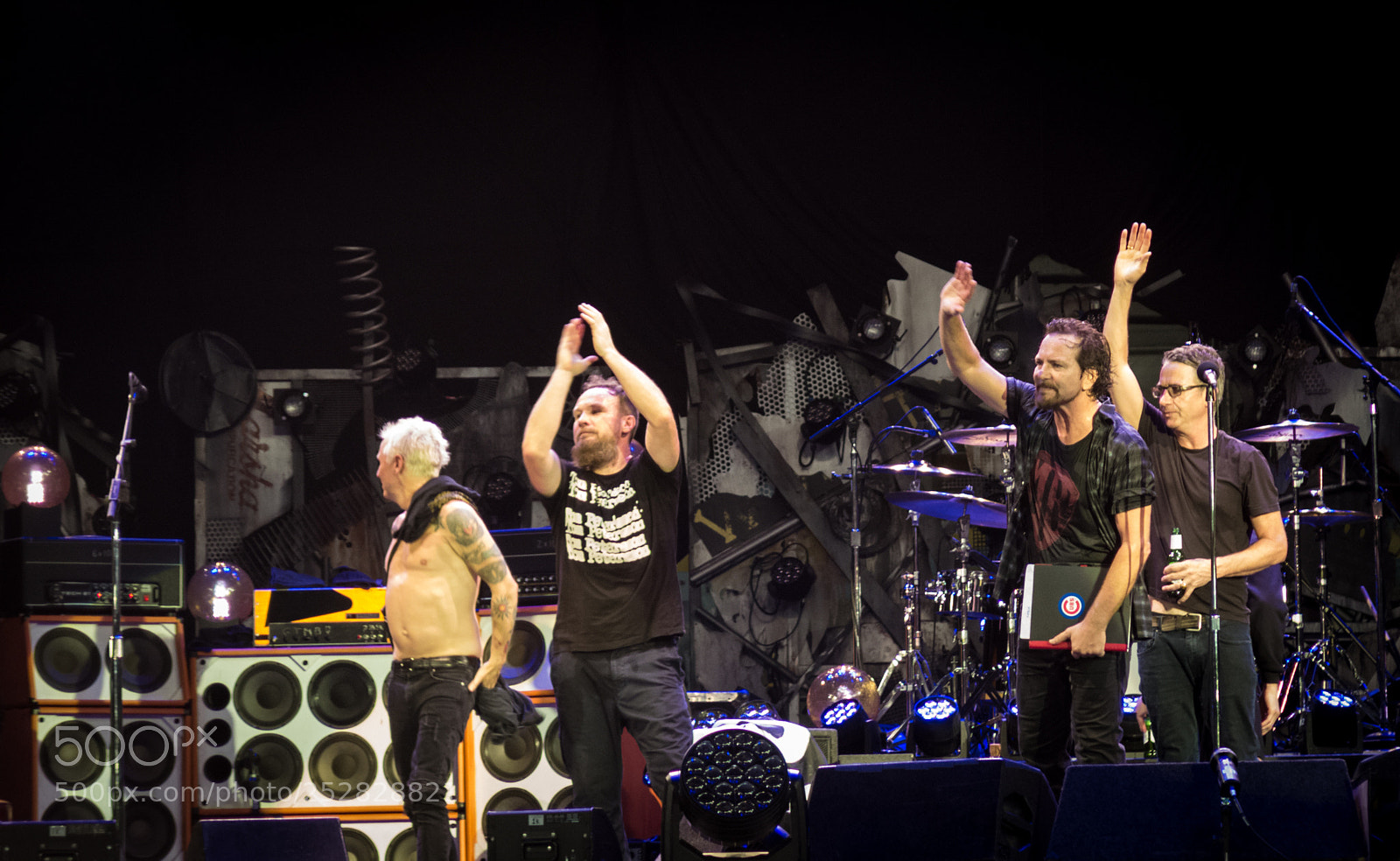 Canon PowerShot G16 sample photo. Pearl jam maracana 2018 photography