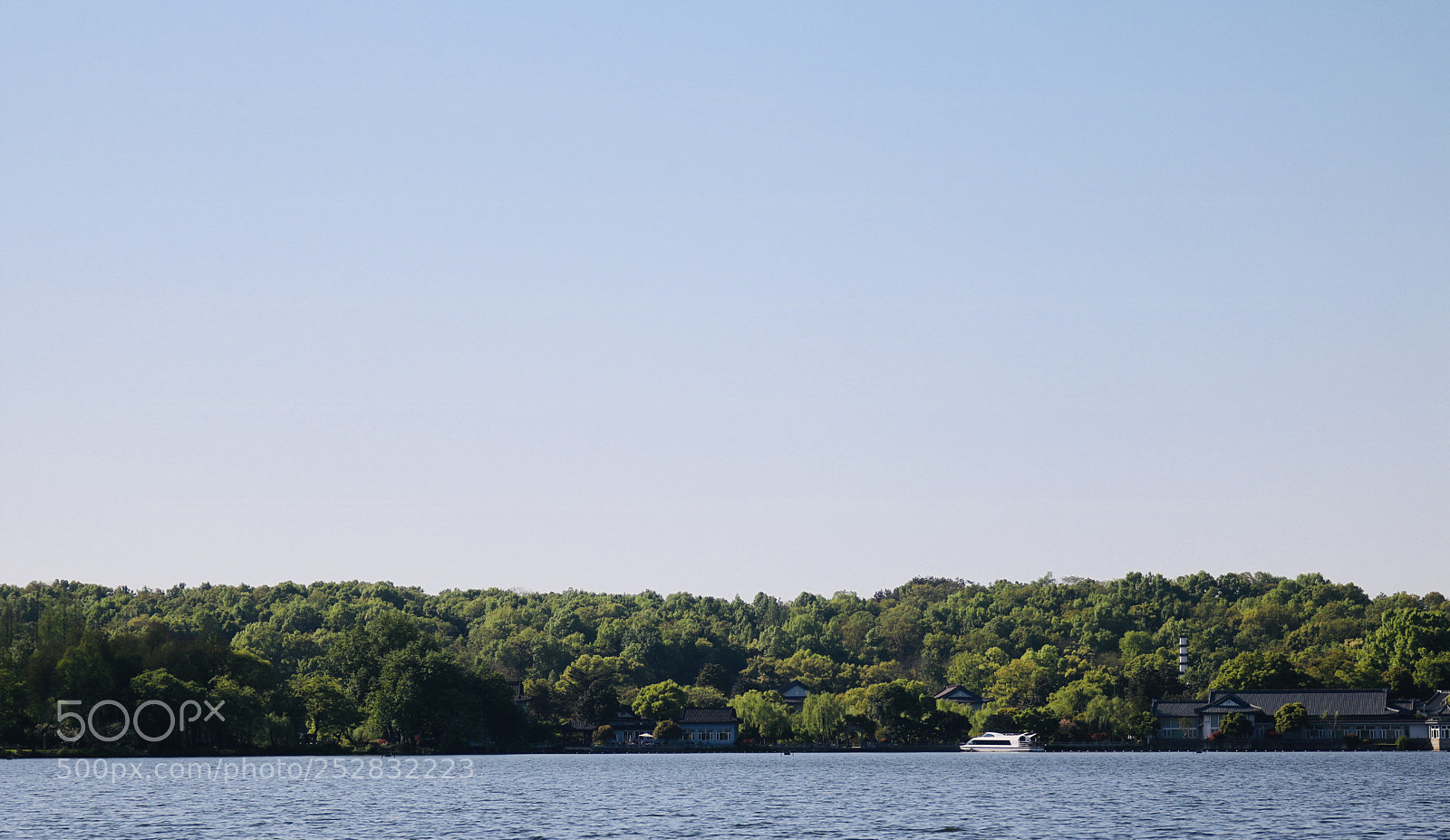 Canon EOS 750D (EOS Rebel T6i / EOS Kiss X8i) sample photo. West lake photography