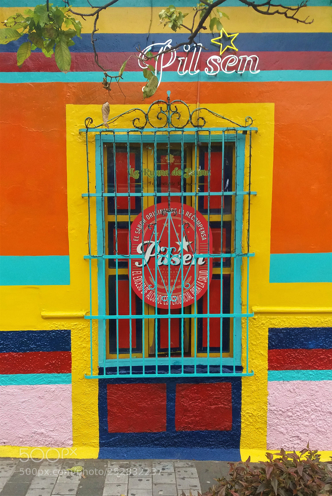 Samsung Galaxy J5 sample photo. The berlin - medellin photography