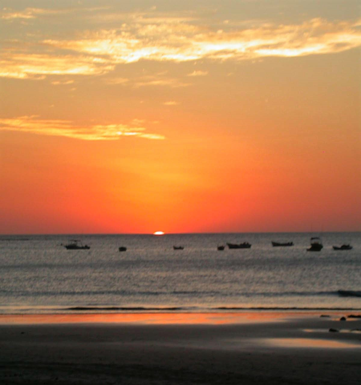 Nikon E4500 sample photo. Tamarindo, costa rica photography