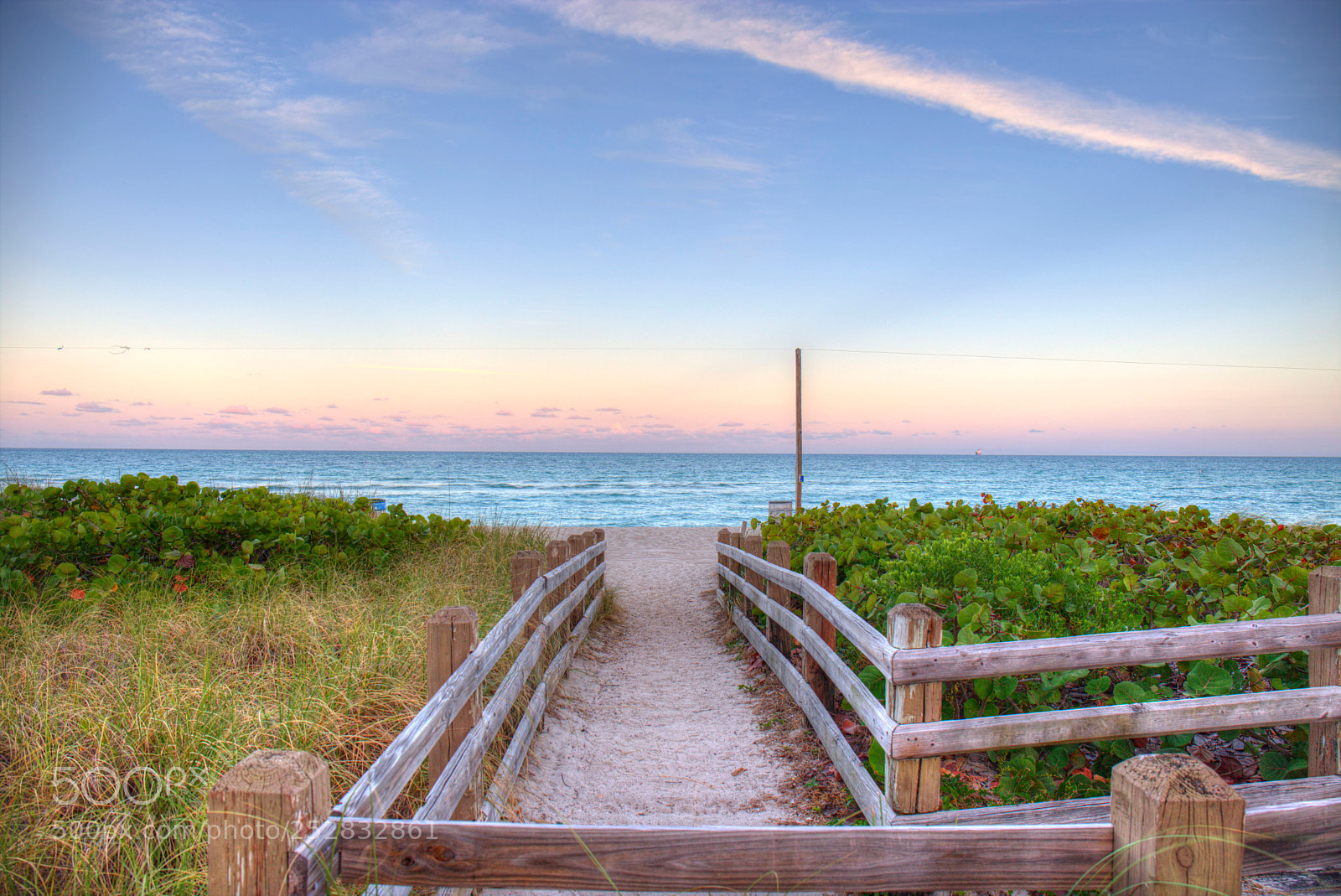 Canon EF 24-70mm F4L IS USM sample photo. Sunset miami beach photography