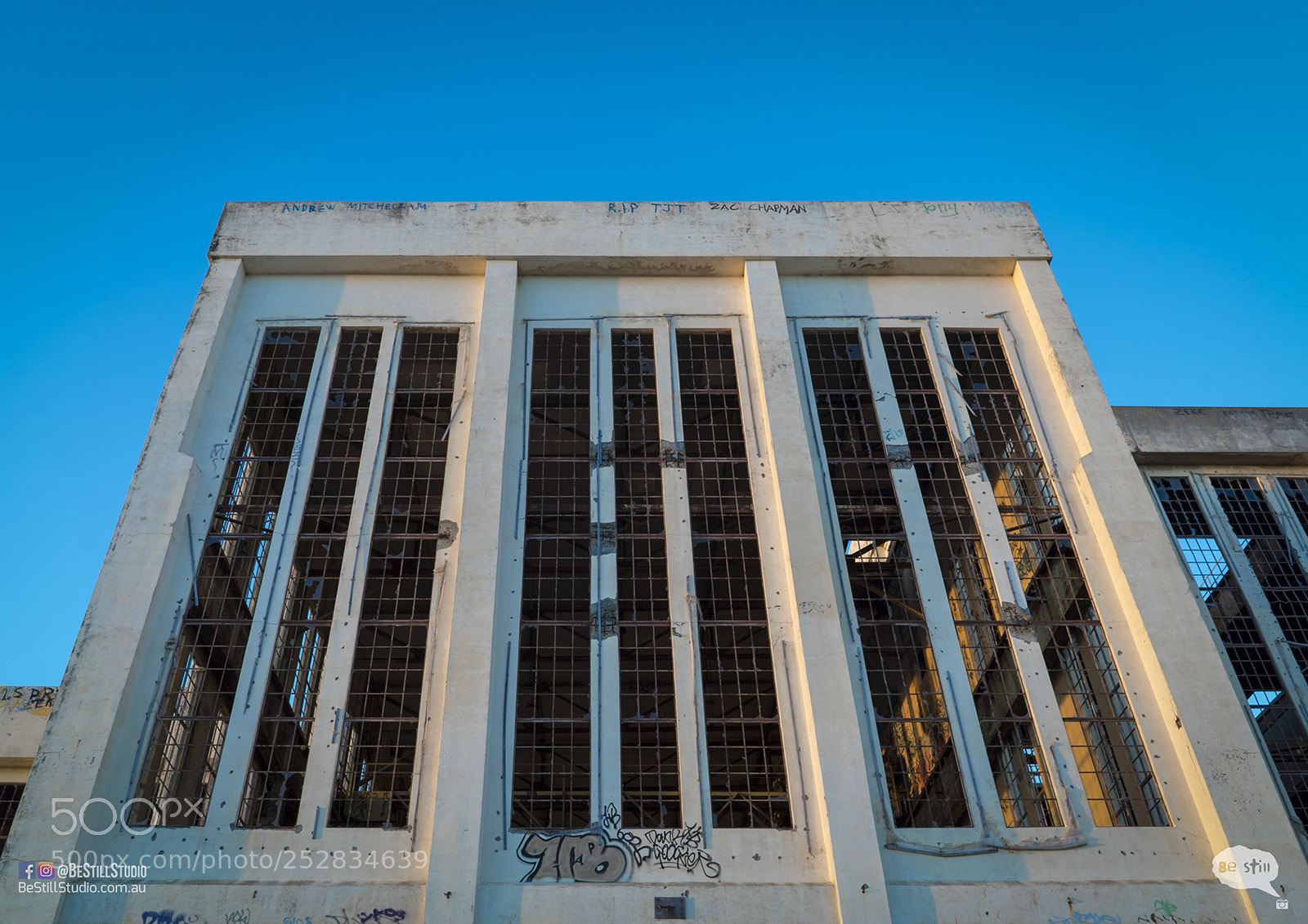 Sony a7S II sample photo. Old building ruins dystopian photography