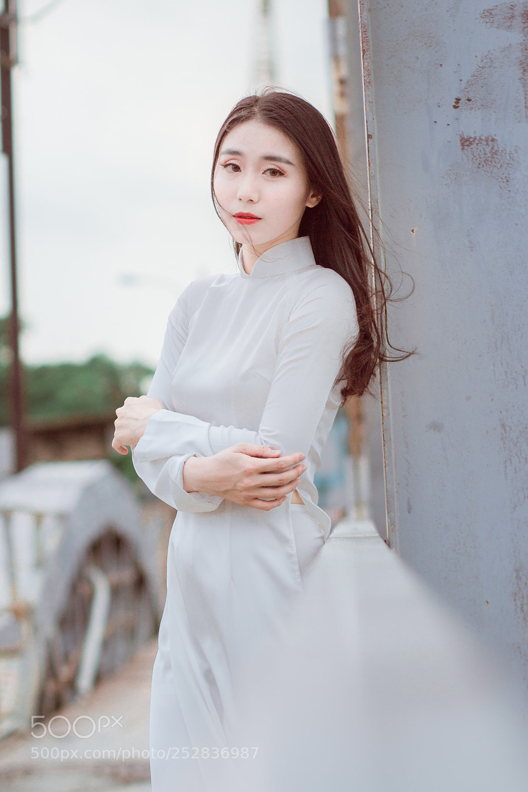Canon EOS 60D sample photo. Sad in eyes photography