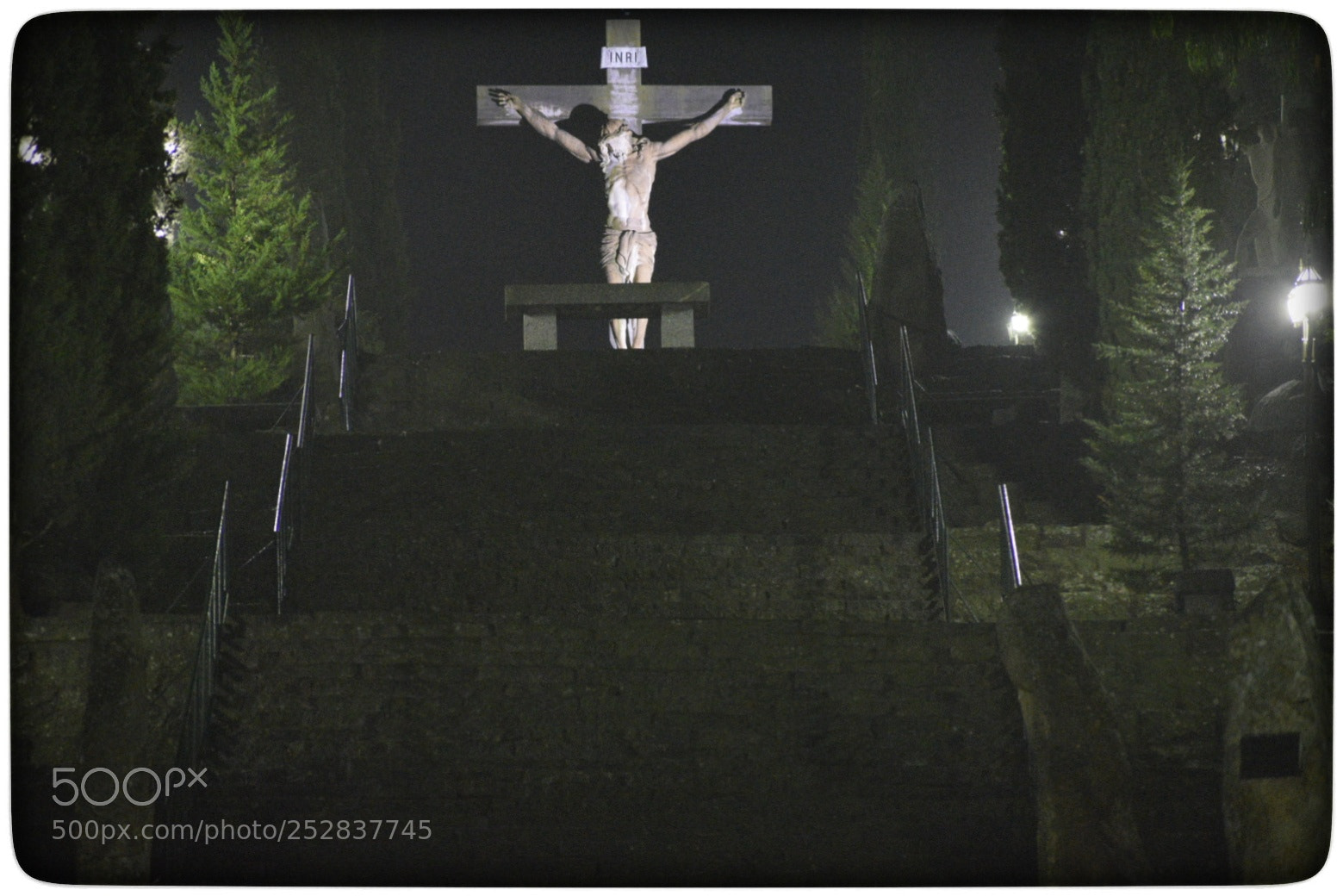 Nikon D5300 sample photo. Calvario de noche. photography