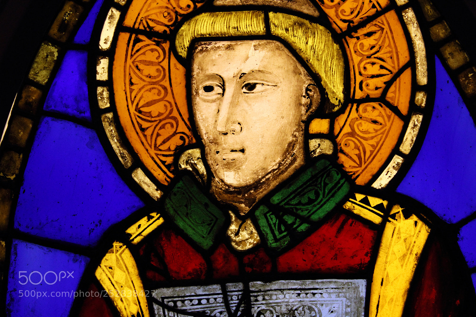 Canon EOS 600D (Rebel EOS T3i / EOS Kiss X5) sample photo. Stained glass photography