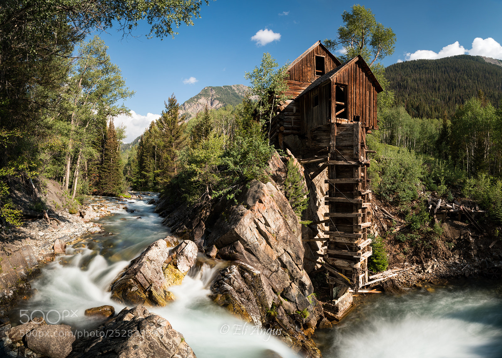 Canon EOS 5D Mark IV sample photo. Crystal mill photography