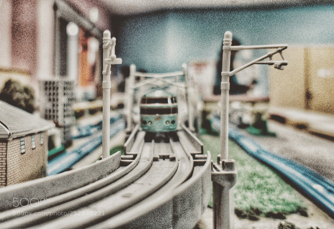 Sony Alpha NEX-5 sample photo. Toy train photography