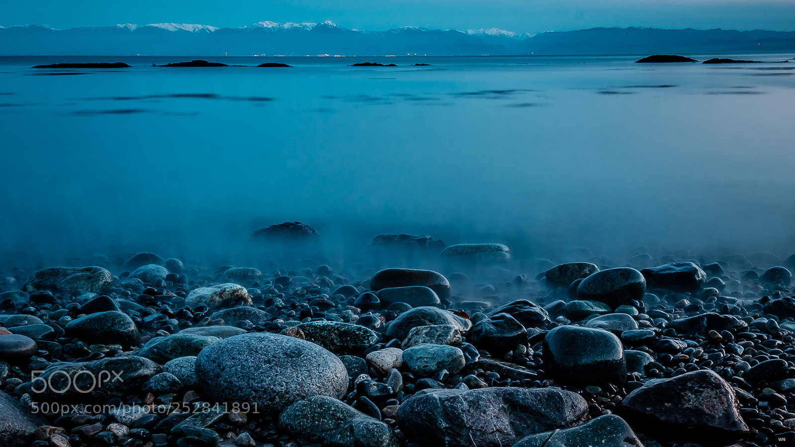 Fujifilm X-T1 sample photo. Rock beach photography