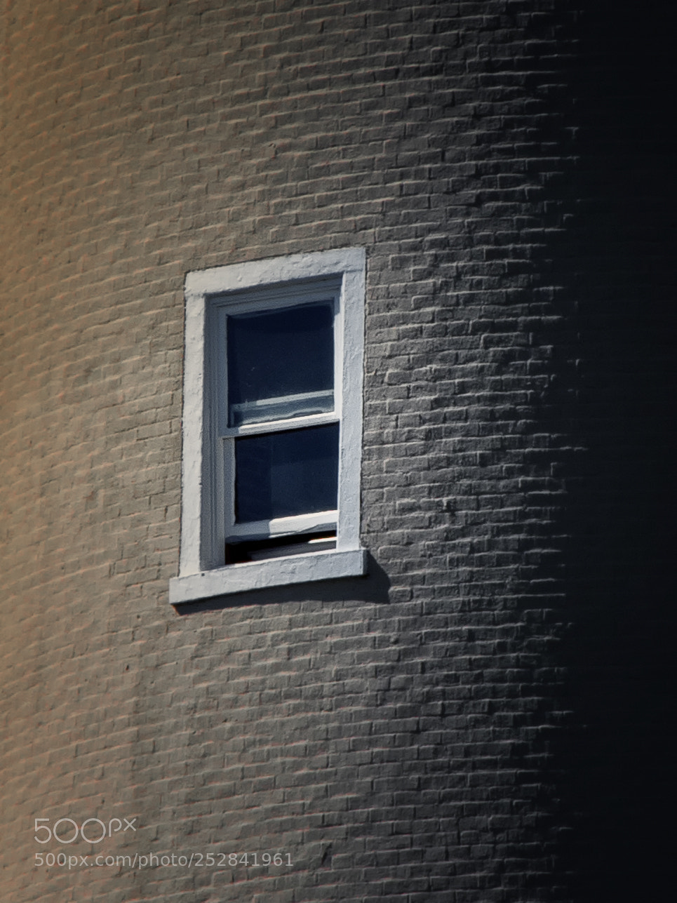 Canon EOS 550D (EOS Rebel T2i / EOS Kiss X4) sample photo. The lighthouse window photography