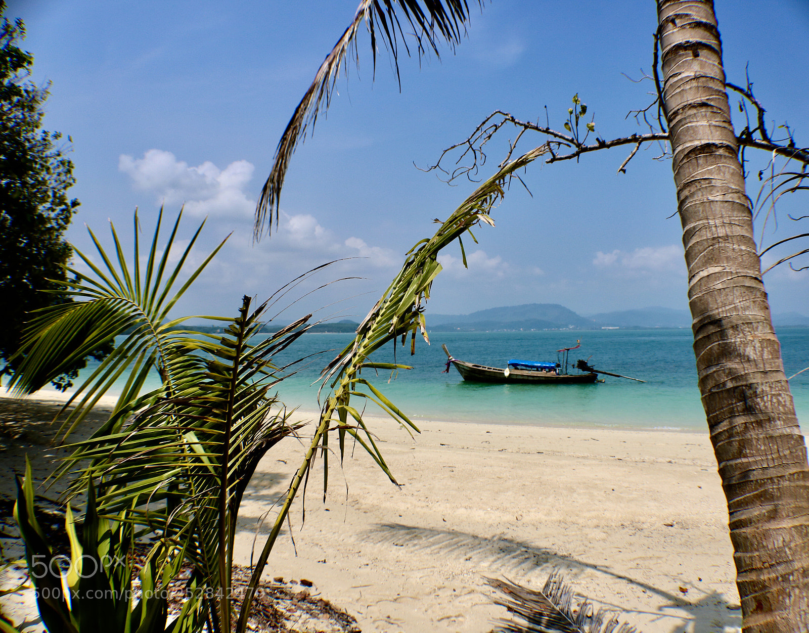 Canon EOS 750D (EOS Rebel T6i / EOS Kiss X8i) sample photo. Aquamarine sea photography