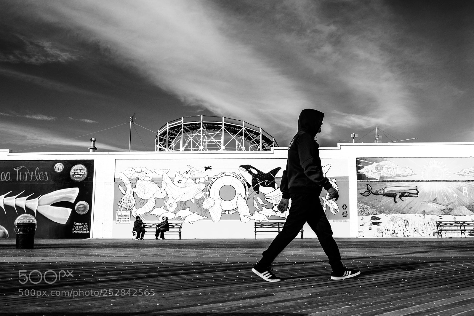 Fujifilm X-T2 sample photo. Walking photography