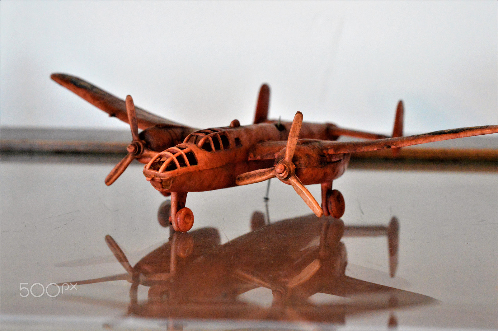 Nikon AF-S DX Micro Nikkor 40mm F2.8 sample photo. Antique airport photography