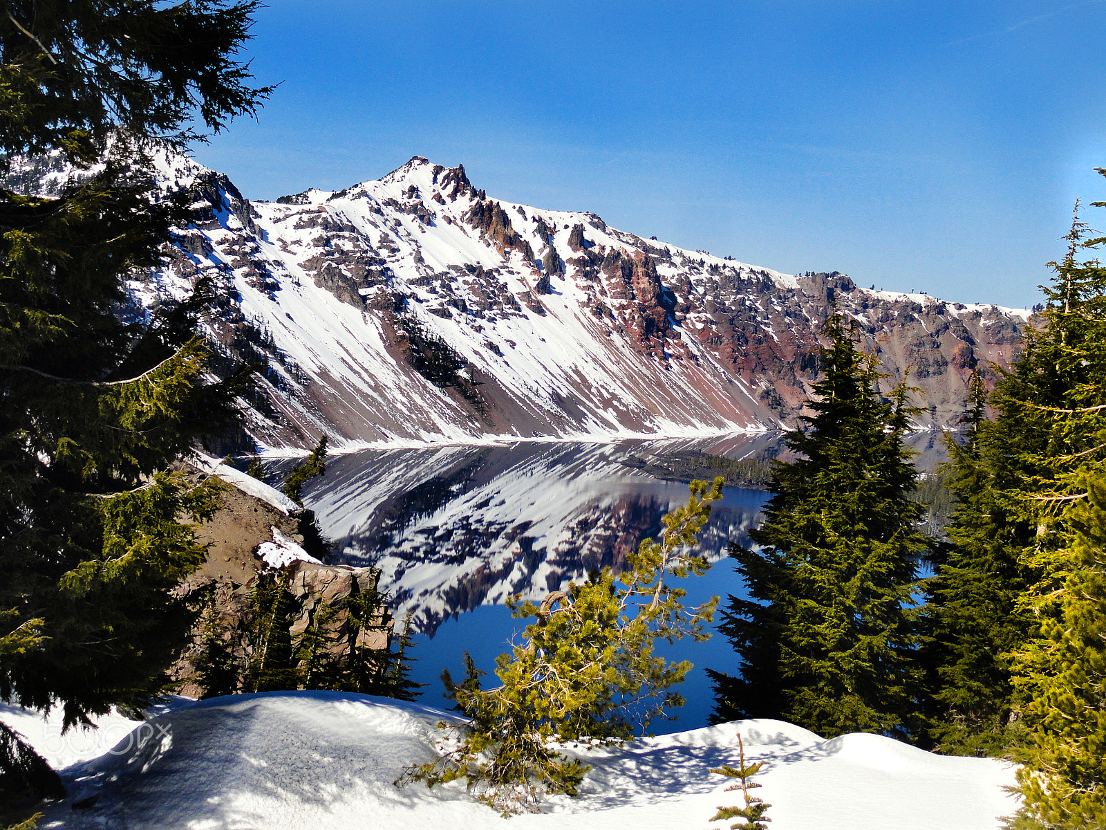 Sony Cyber-shot DSC-H55 sample photo. Crater lake mirror photography