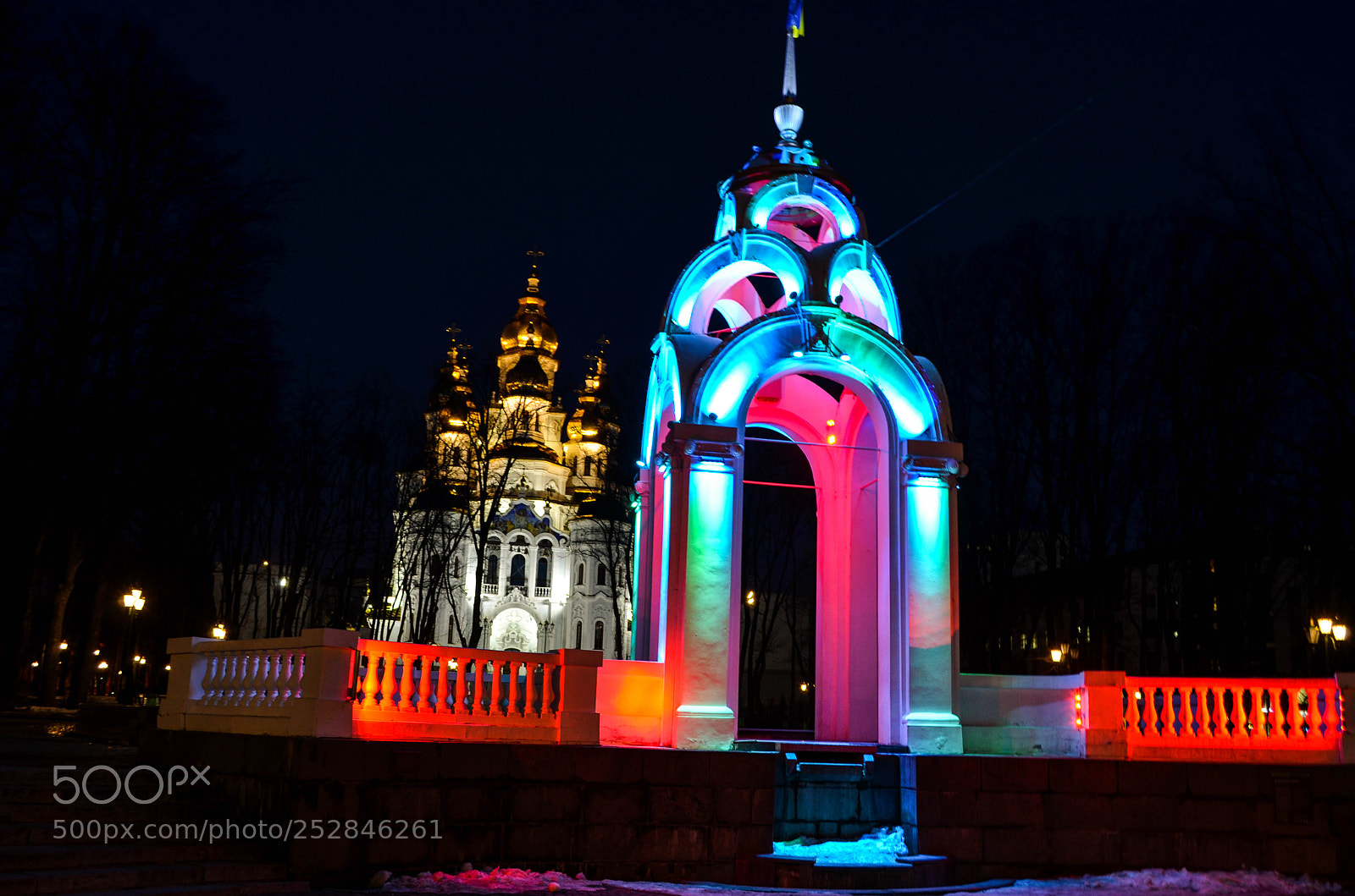 Nikon D5100 sample photo. Ночная зеркальная струя photography