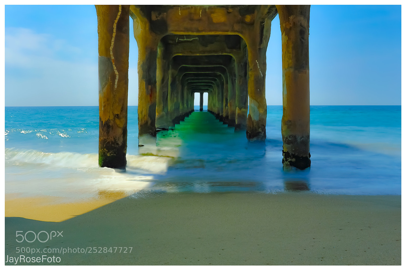 Canon EOS 5DS R sample photo. Tunnel vision  photography
