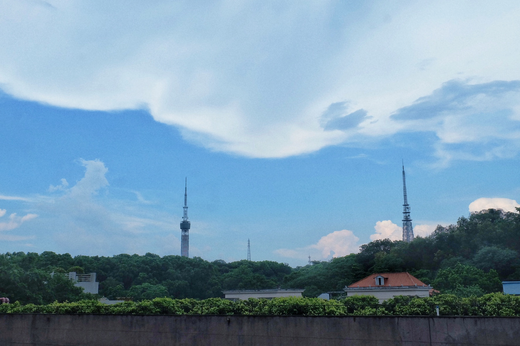 Fujifilm X-A2 sample photo. 雨后 photography