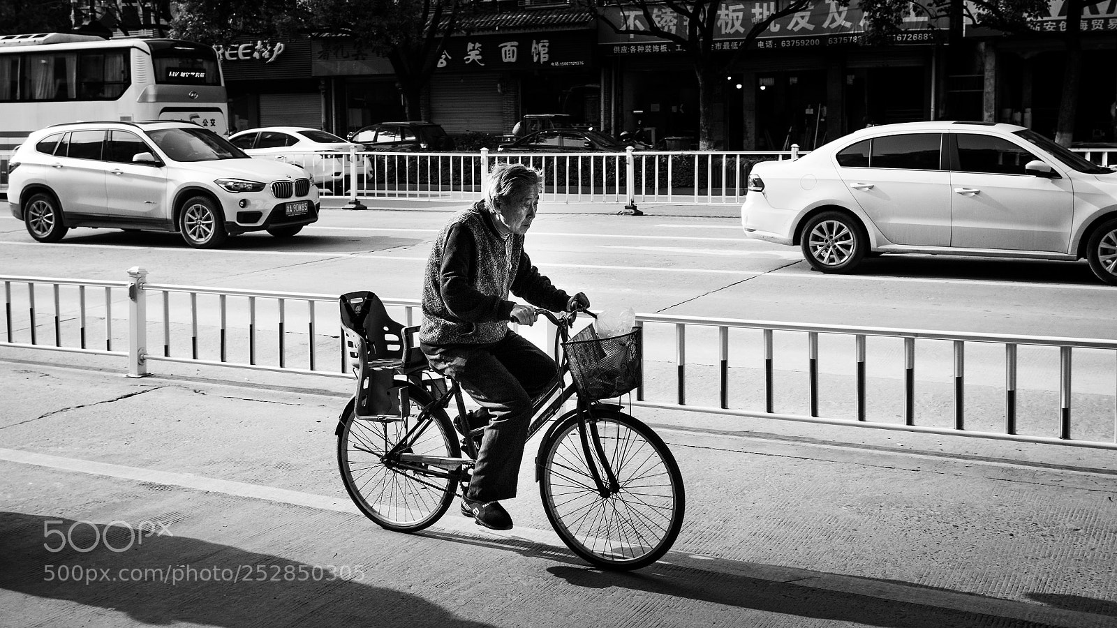 Canon EOS 100D (EOS Rebel SL1 / EOS Kiss X7) sample photo. The old rider photography