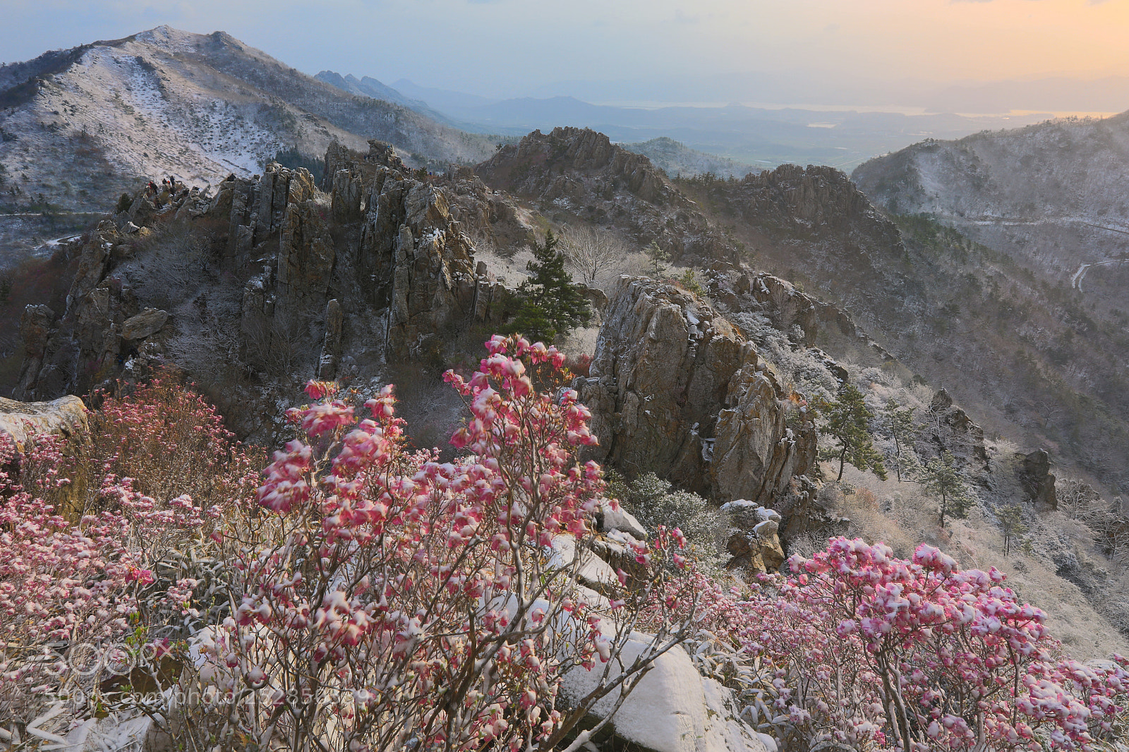 Canon EOS 5D Mark IV sample photo. Jujak mountains photography