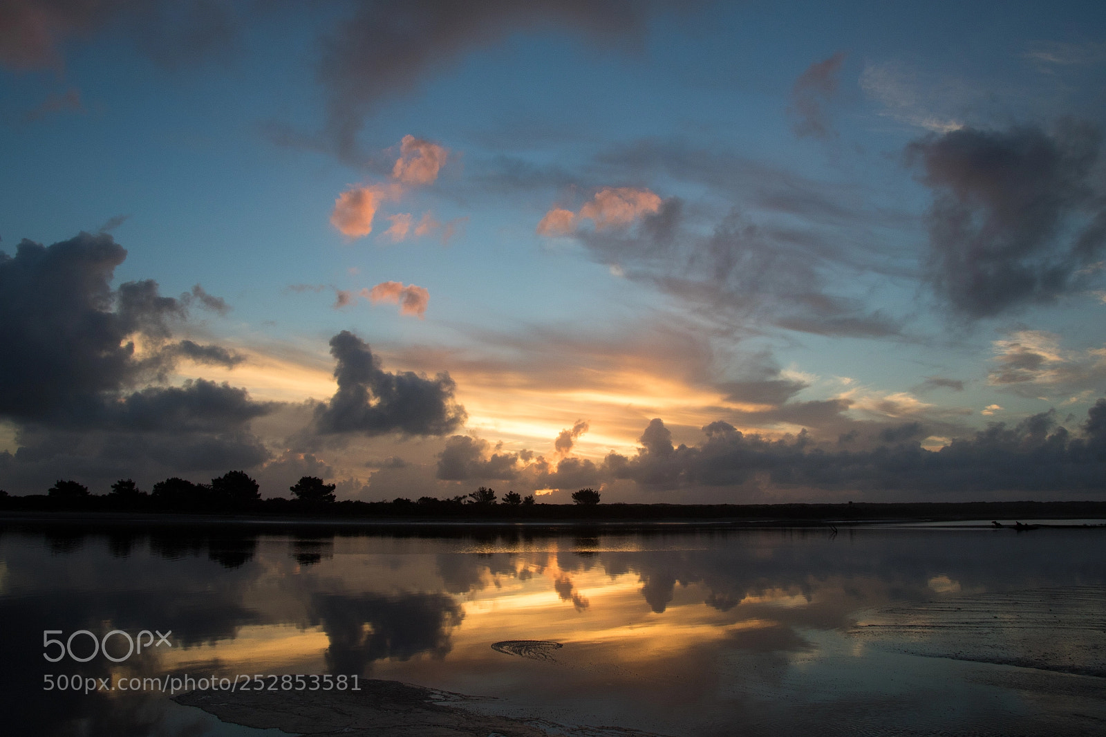 Canon EOS 7D Mark II sample photo. Sunset in karamea photography