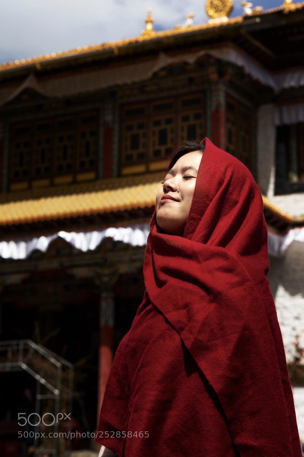 Canon EOS-1D X sample photo. 喇嘛寺，人像 photography