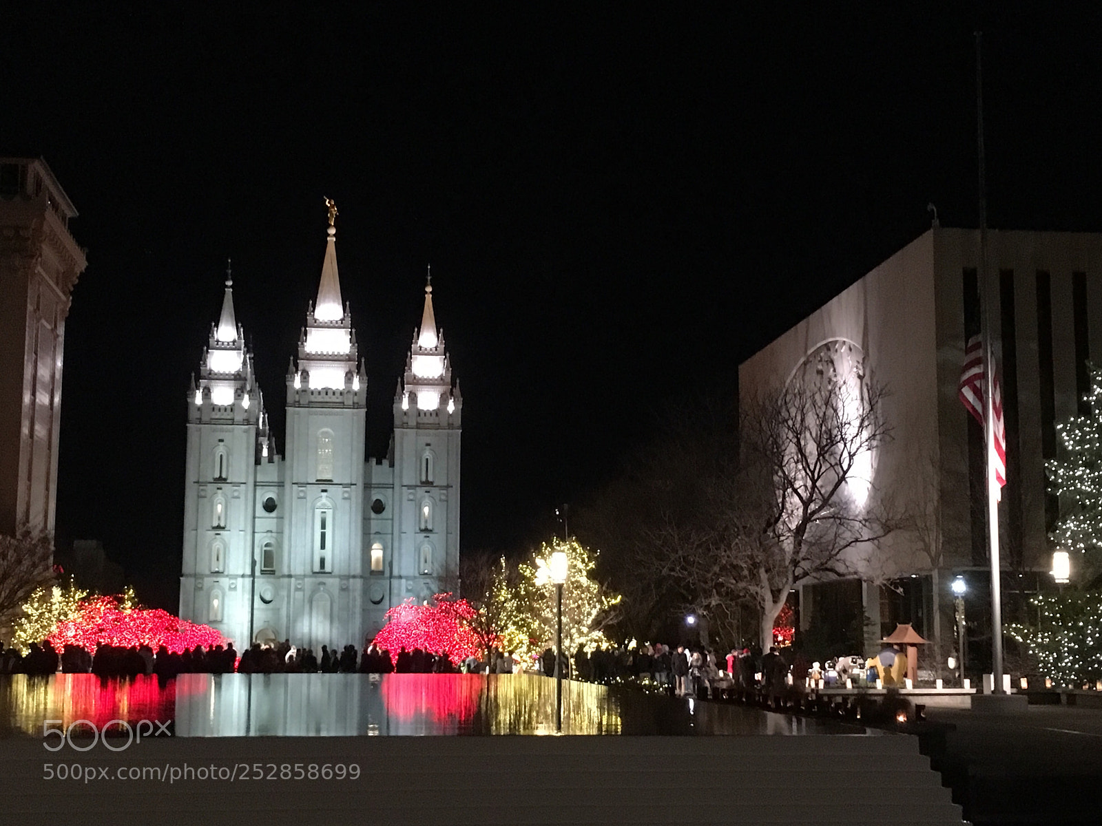 Apple iPhone 6s sample photo. Temple square photography