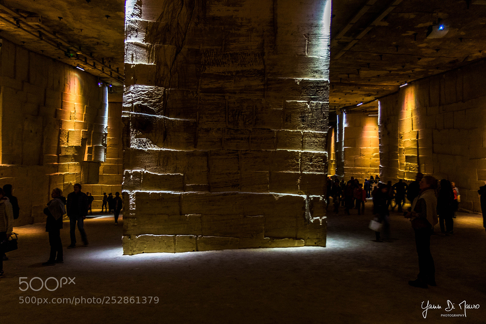 Canon EOS 7D Mark II sample photo. Carri res de lumi photography