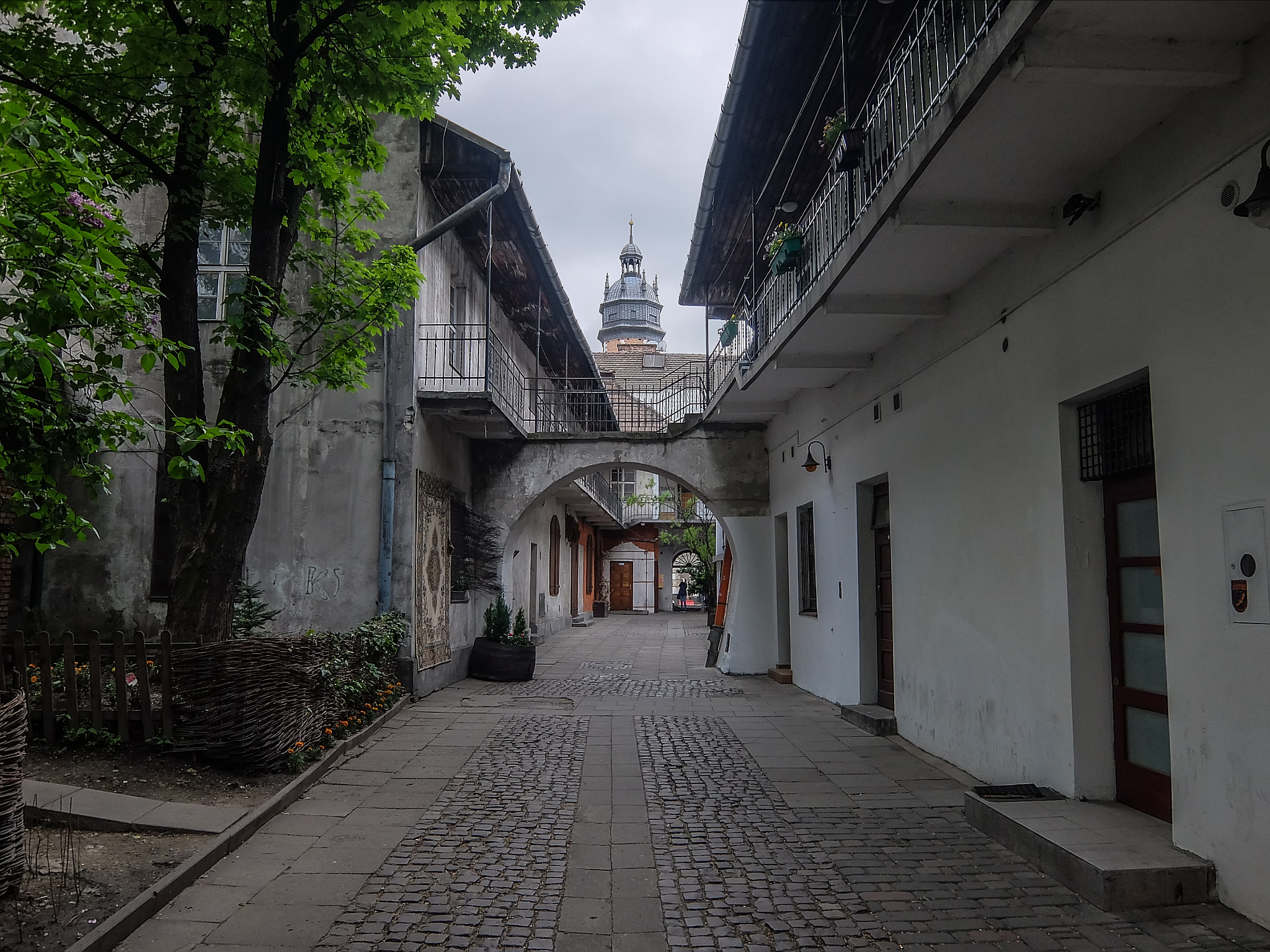 Fujifilm XQ1 sample photo. A nook of old krakow. poland. photography